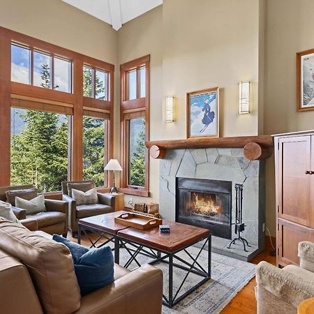 Taluswood The Heights 18 | Mountainside Townhome W/ Ski Access, Hot Tub, Tranquil Views 휘슬러 외부 사진
